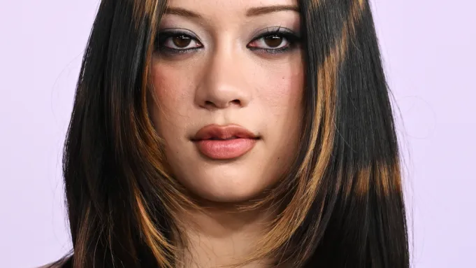 The Low-maintenance, High-impact Hair Trend Based on Vibes